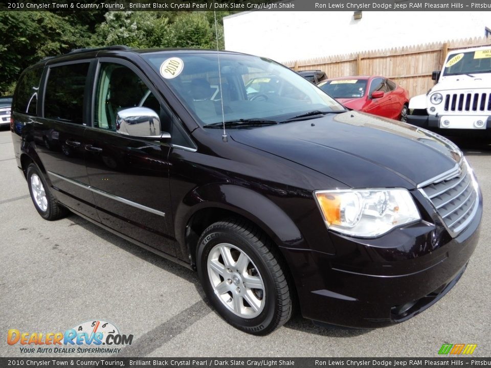 2010 Chrysler Town & Country Touring Brilliant Black Crystal Pearl / Dark Slate Gray/Light Shale Photo #8