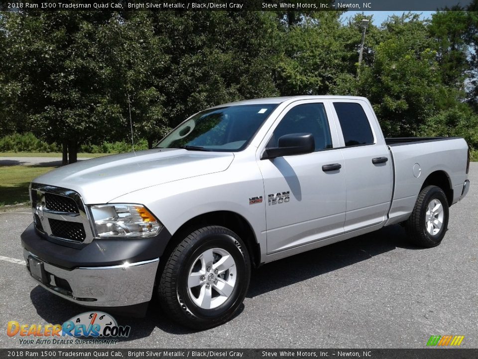 2018 Ram 1500 Tradesman Quad Cab Bright Silver Metallic / Black/Diesel Gray Photo #2