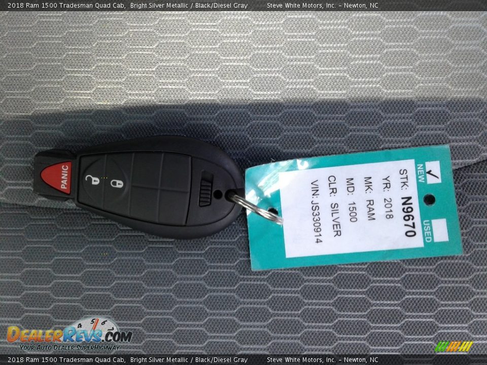 2018 Ram 1500 Tradesman Quad Cab Bright Silver Metallic / Black/Diesel Gray Photo #25