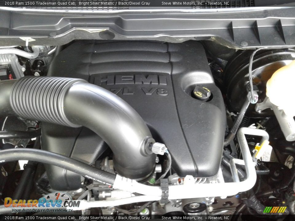 2018 Ram 1500 Tradesman Quad Cab Bright Silver Metallic / Black/Diesel Gray Photo #26