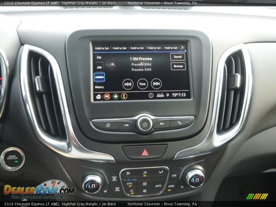 Controls of 2019 Chevrolet Equinox LT AWD Photo #17