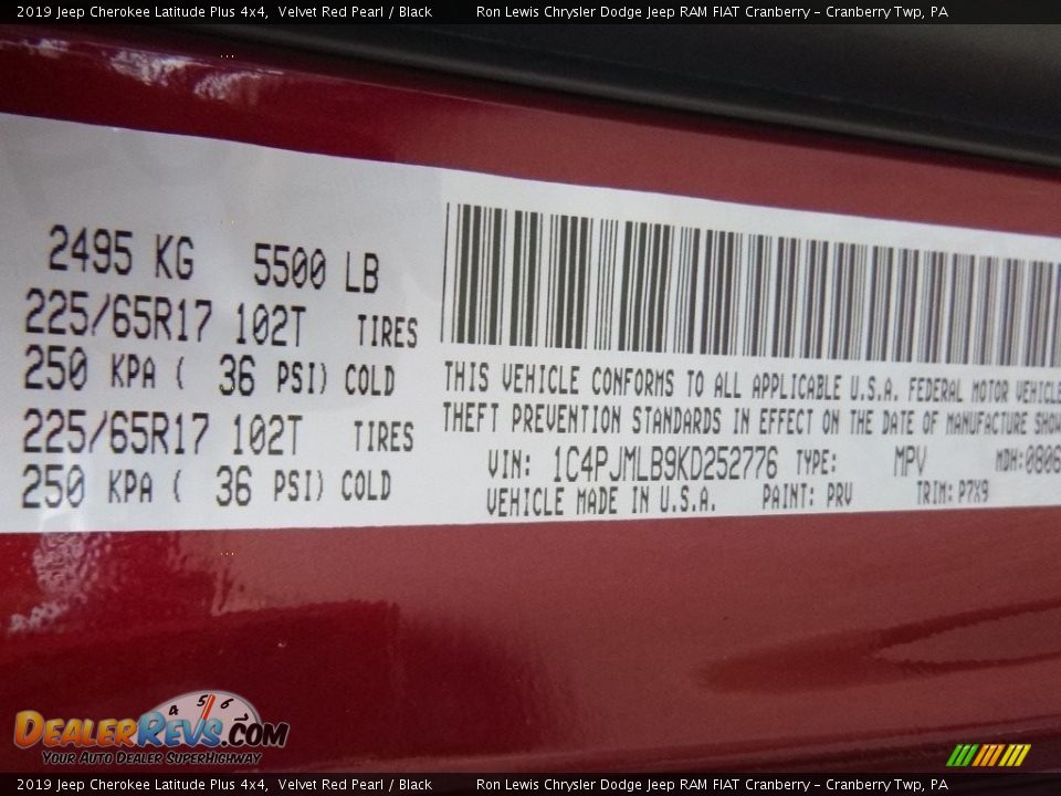 2019 Jeep Cherokee Latitude Plus 4x4 Velvet Red Pearl / Black Photo #14