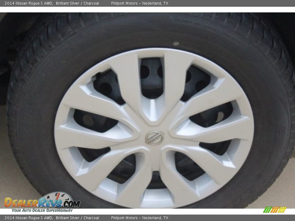 2014 Nissan Rogue S AWD Brilliant Silver / Charcoal Photo #5