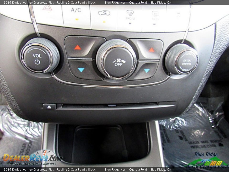 2016 Dodge Journey Crossroad Plus Redline 2 Coat Pearl / Black Photo #19