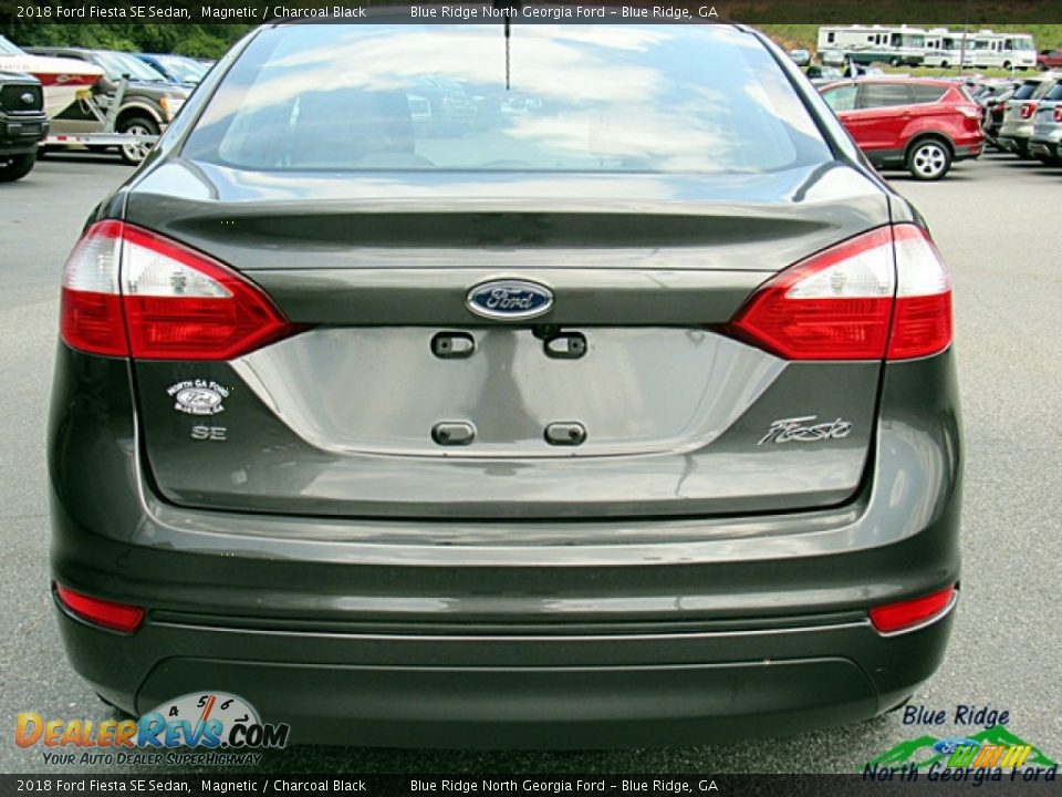 2018 Ford Fiesta SE Sedan Magnetic / Charcoal Black Photo #4