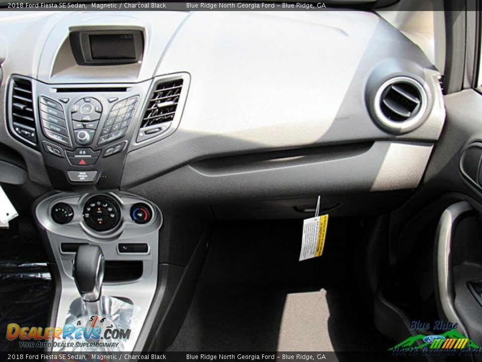 2018 Ford Fiesta SE Sedan Magnetic / Charcoal Black Photo #23