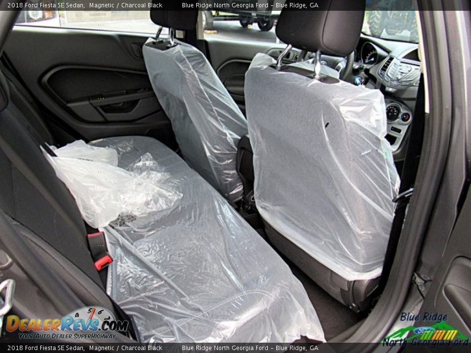 2018 Ford Fiesta SE Sedan Magnetic / Charcoal Black Photo #27