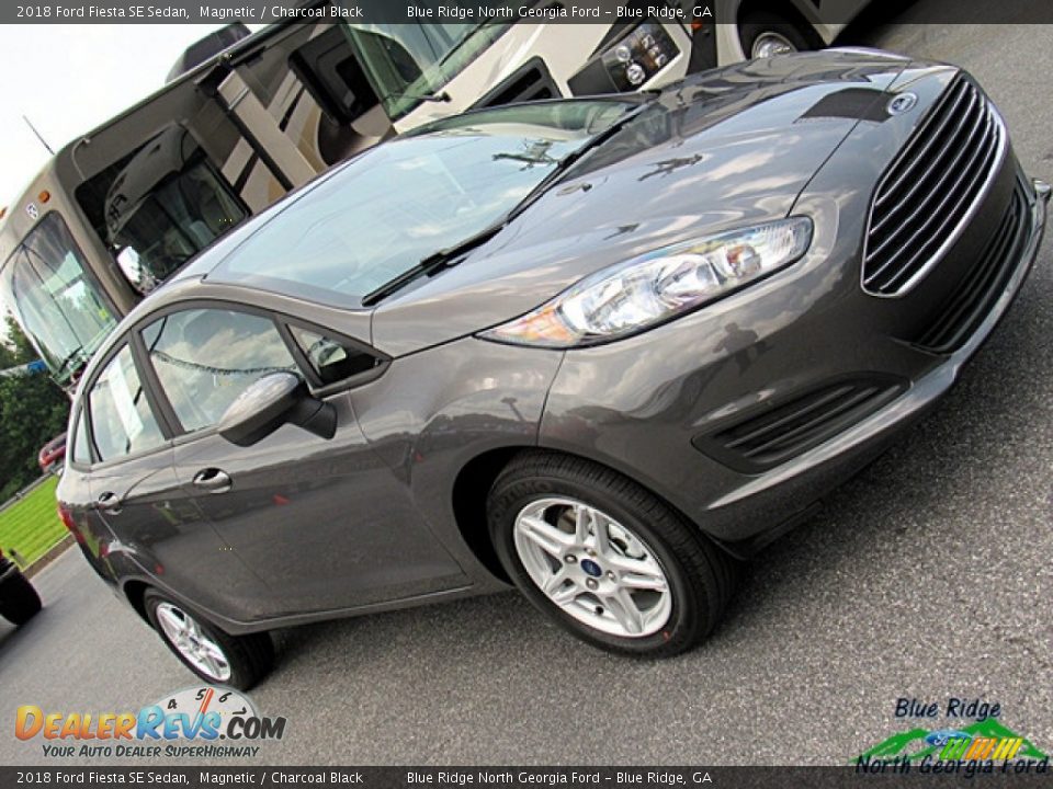 2018 Ford Fiesta SE Sedan Magnetic / Charcoal Black Photo #29