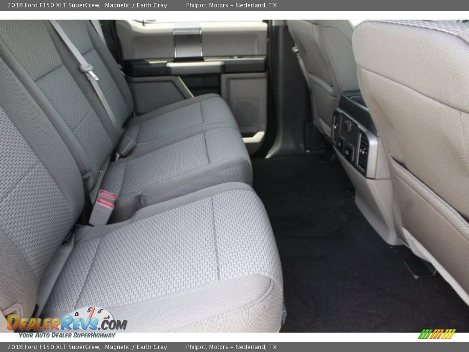 2018 Ford F150 XLT SuperCrew Magnetic / Earth Gray Photo #28