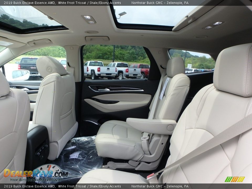 2019 Buick Enclave Essence AWD White Frost Tricoat / Shale/Ebony Accents Photo #12