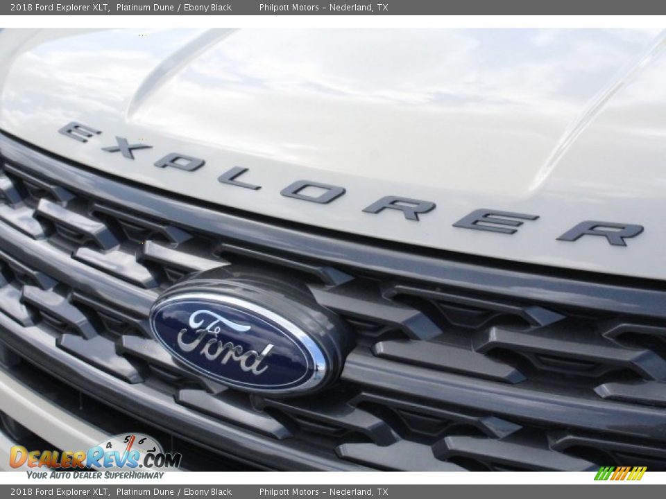 2018 Ford Explorer XLT Platinum Dune / Ebony Black Photo #4