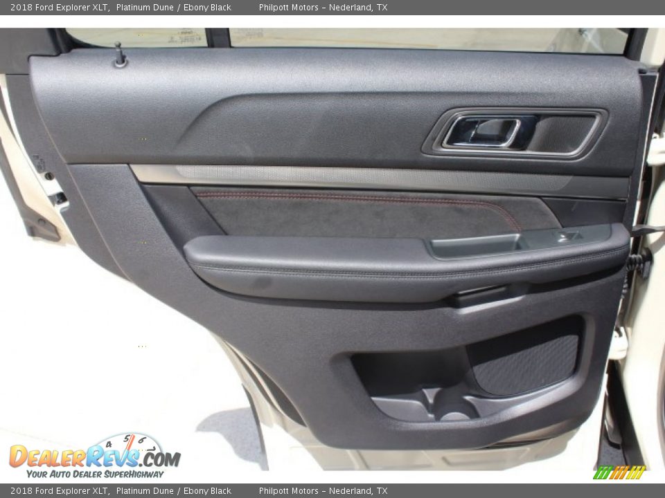 2018 Ford Explorer XLT Platinum Dune / Ebony Black Photo #24