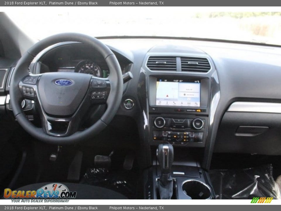 2018 Ford Explorer XLT Platinum Dune / Ebony Black Photo #26