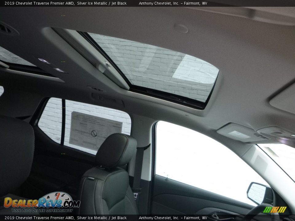 2019 Chevrolet Traverse Premier AWD Silver Ice Metallic / Jet Black Photo #10
