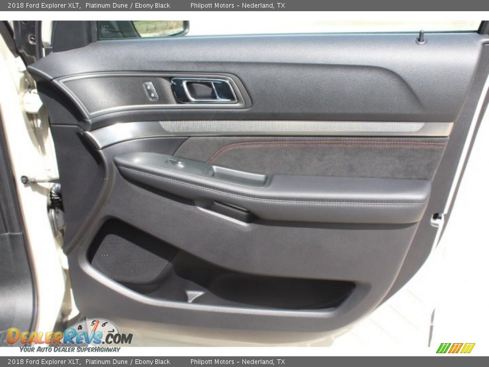 2018 Ford Explorer XLT Platinum Dune / Ebony Black Photo #33