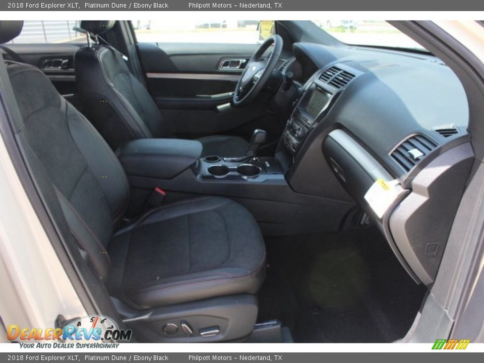 2018 Ford Explorer XLT Platinum Dune / Ebony Black Photo #35