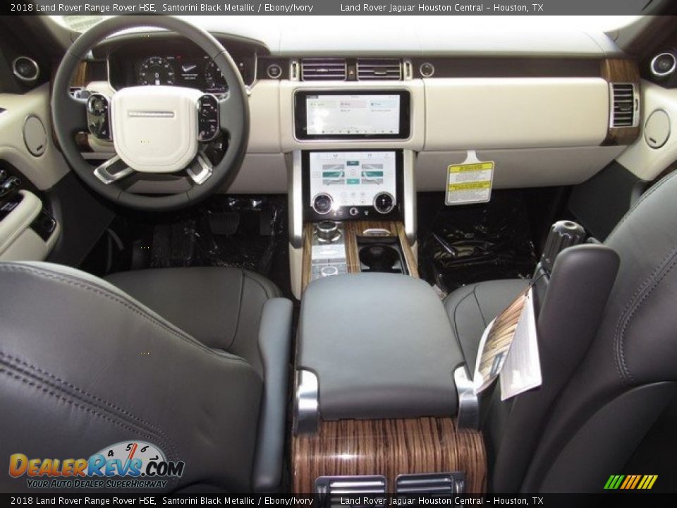Dashboard of 2018 Land Rover Range Rover HSE Photo #12