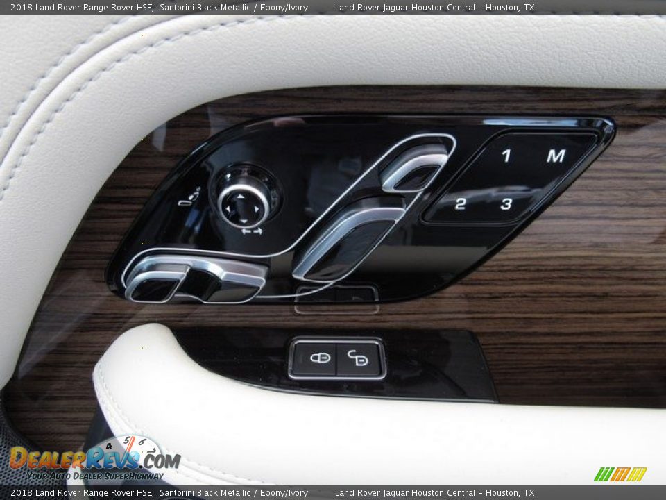 Controls of 2018 Land Rover Range Rover HSE Photo #21