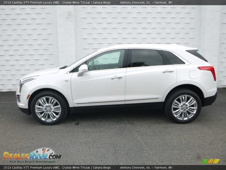 2019 Cadillac XT5 Premium Luxury AWD Crystal White Tricoat / Sahara Beige Photo #4