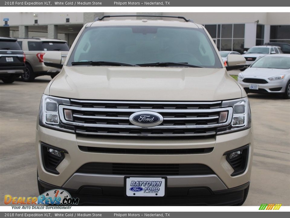 2018 Ford Expedition XLT White Gold / Medium Stone Photo #2