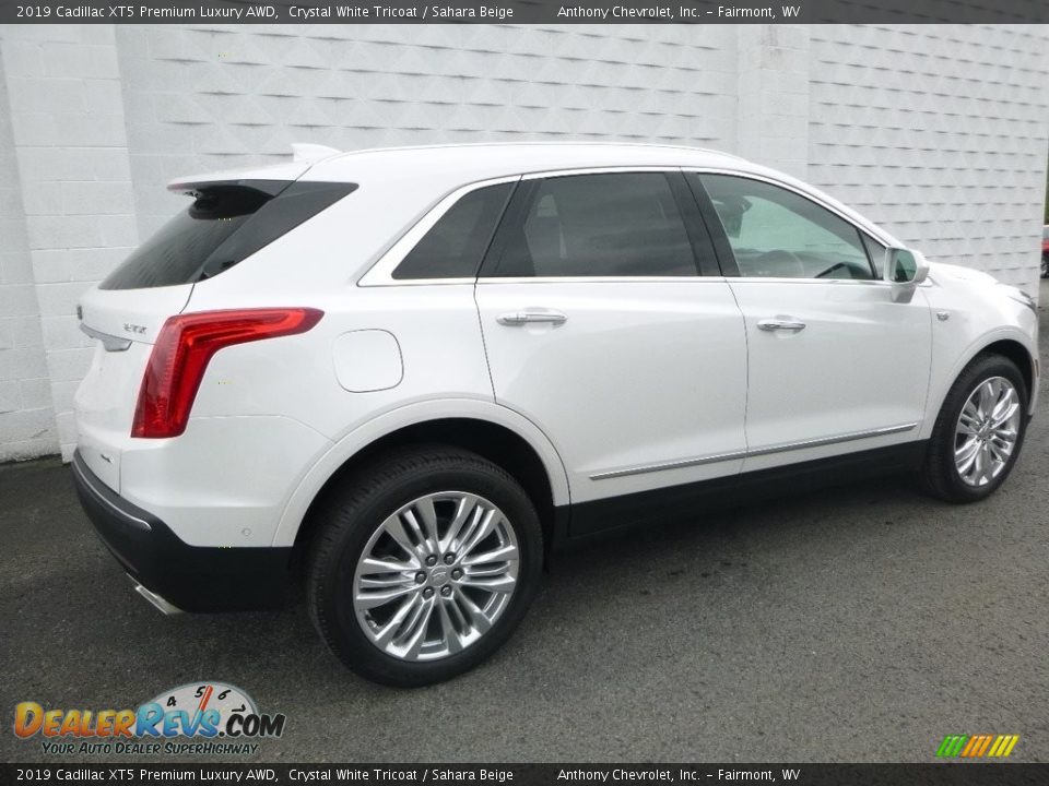 2019 Cadillac XT5 Premium Luxury AWD Crystal White Tricoat / Sahara Beige Photo #6