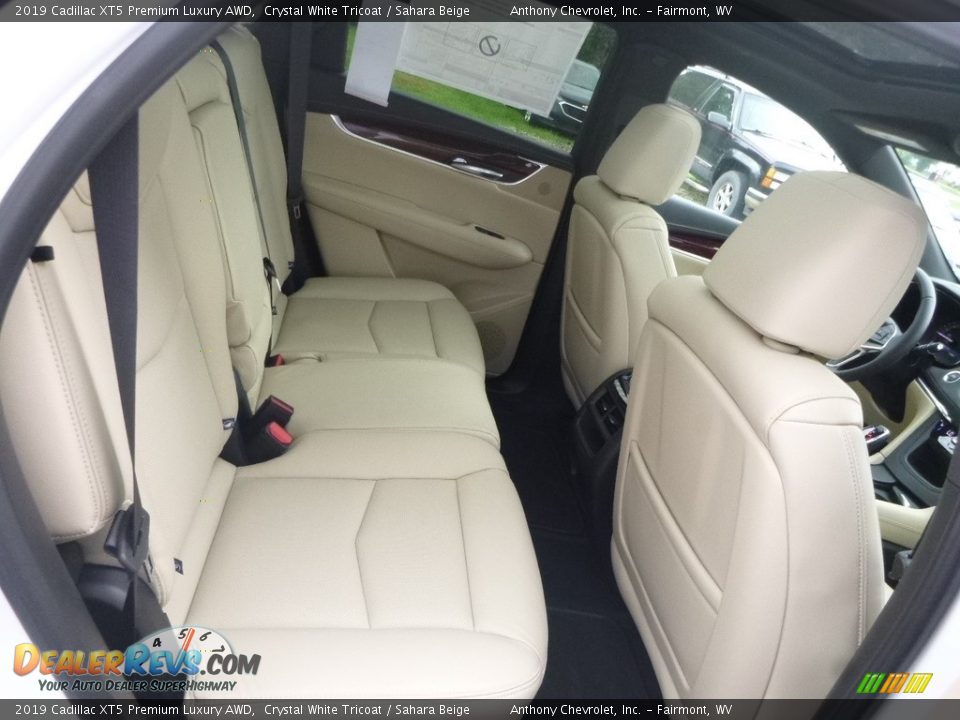 2019 Cadillac XT5 Premium Luxury AWD Crystal White Tricoat / Sahara Beige Photo #8