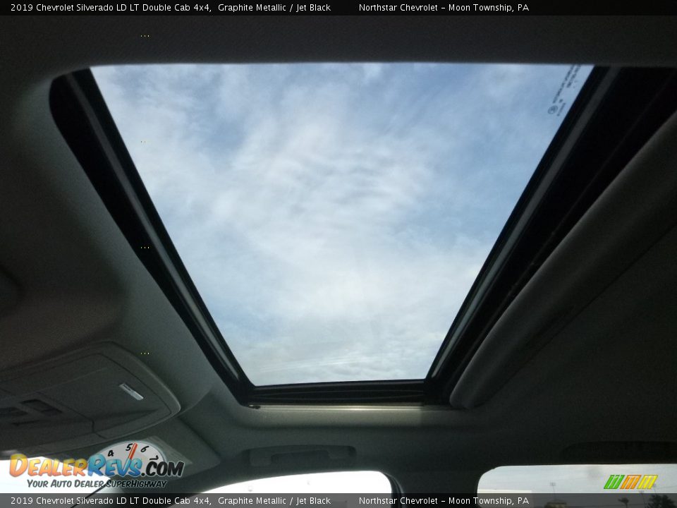 2019 Chevrolet Silverado LD LT Double Cab 4x4 Graphite Metallic / Jet Black Photo #18