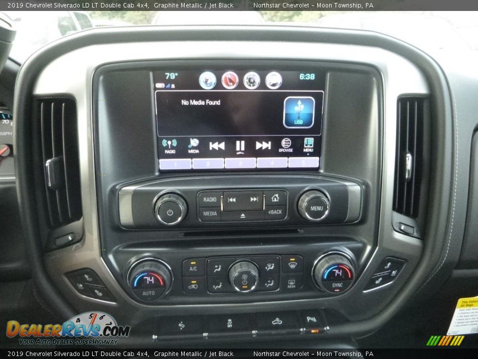 2019 Chevrolet Silverado LD LT Double Cab 4x4 Graphite Metallic / Jet Black Photo #19