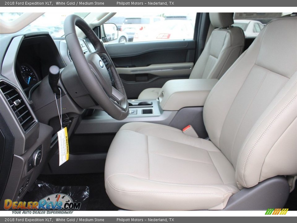 Front Seat of 2018 Ford Expedition XLT Photo #12