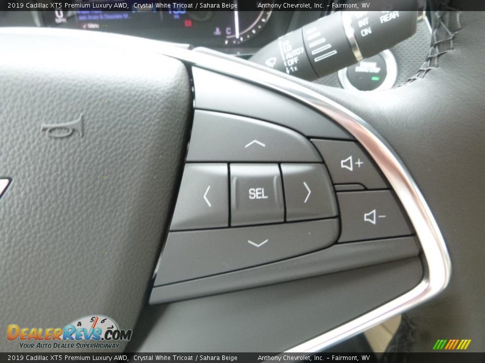 2019 Cadillac XT5 Premium Luxury AWD Crystal White Tricoat / Sahara Beige Photo #18