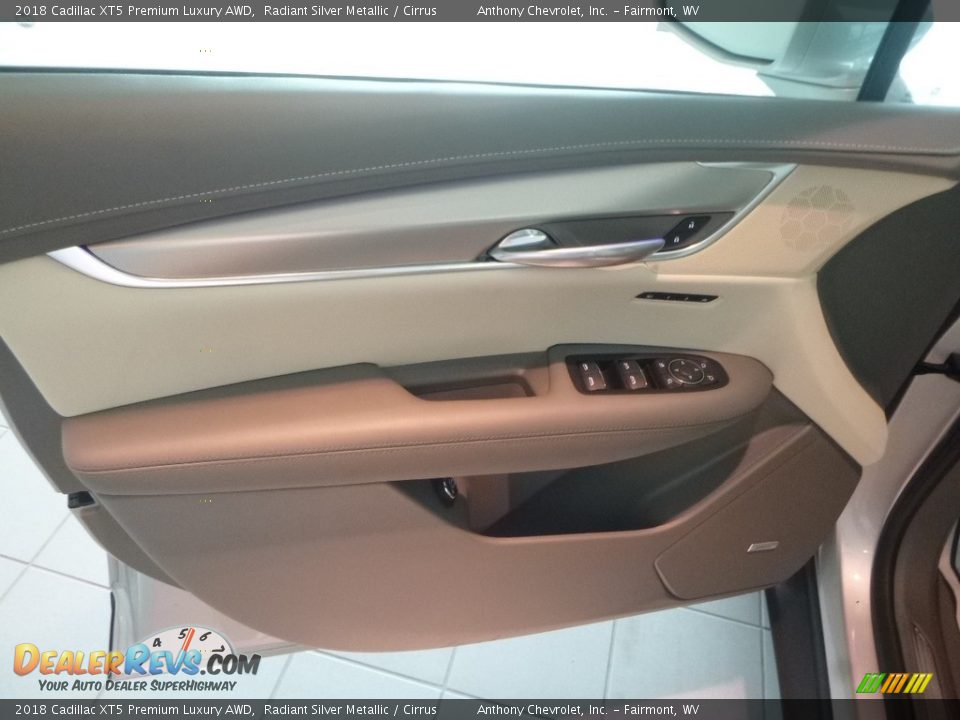 2018 Cadillac XT5 Premium Luxury AWD Radiant Silver Metallic / Cirrus Photo #13