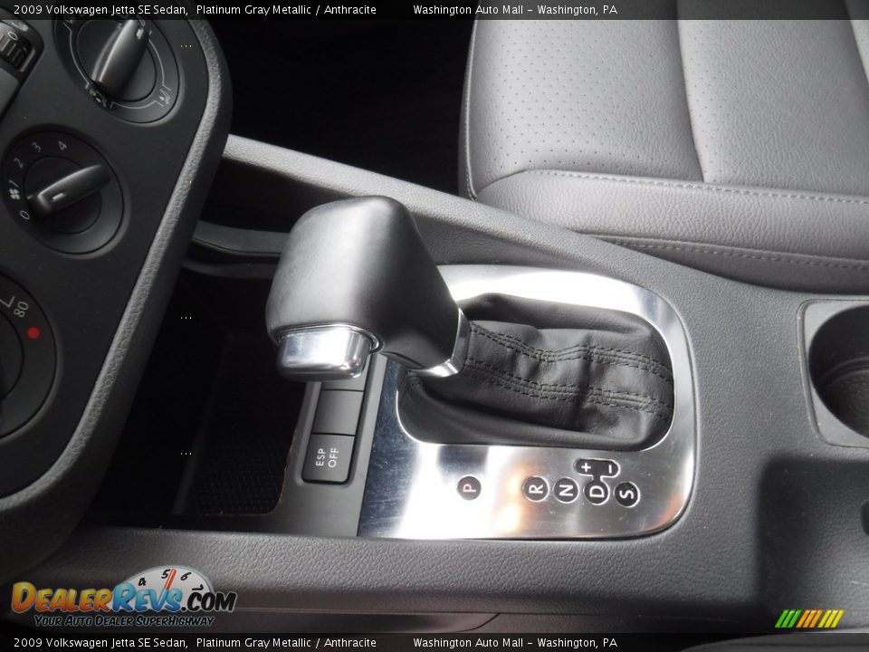 2009 Volkswagen Jetta SE Sedan Platinum Gray Metallic / Anthracite Photo #16