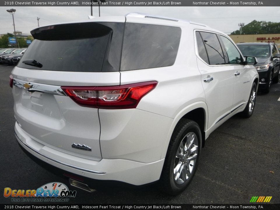 2018 Chevrolet Traverse High Country AWD Iridescent Pearl Tricoat / High Country Jet Black/Loft Brown Photo #5