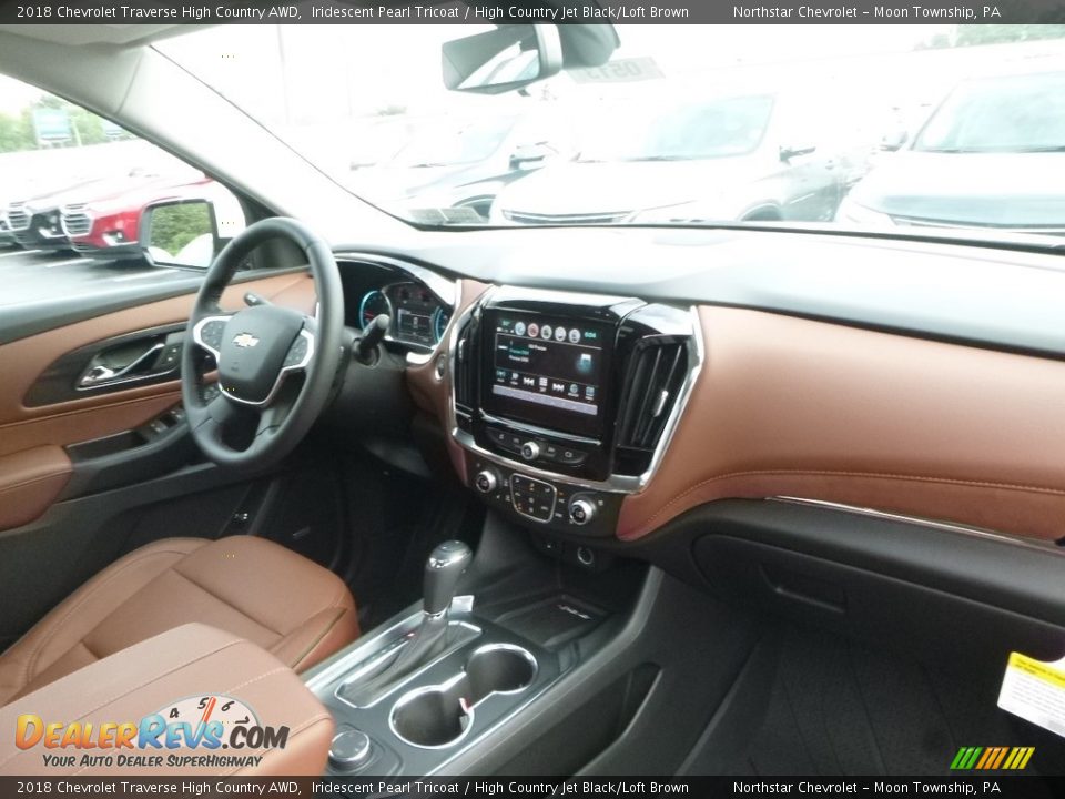 2018 Chevrolet Traverse High Country AWD Iridescent Pearl Tricoat / High Country Jet Black/Loft Brown Photo #11
