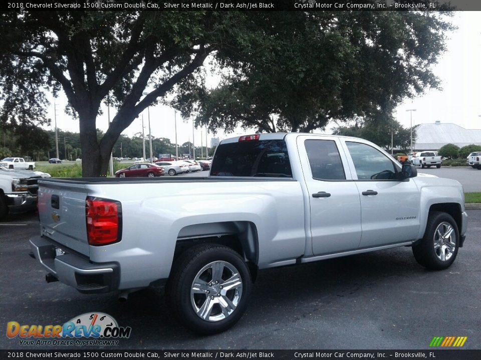 2018 Chevrolet Silverado 1500 Custom Double Cab Silver Ice Metallic / Dark Ash/Jet Black Photo #5