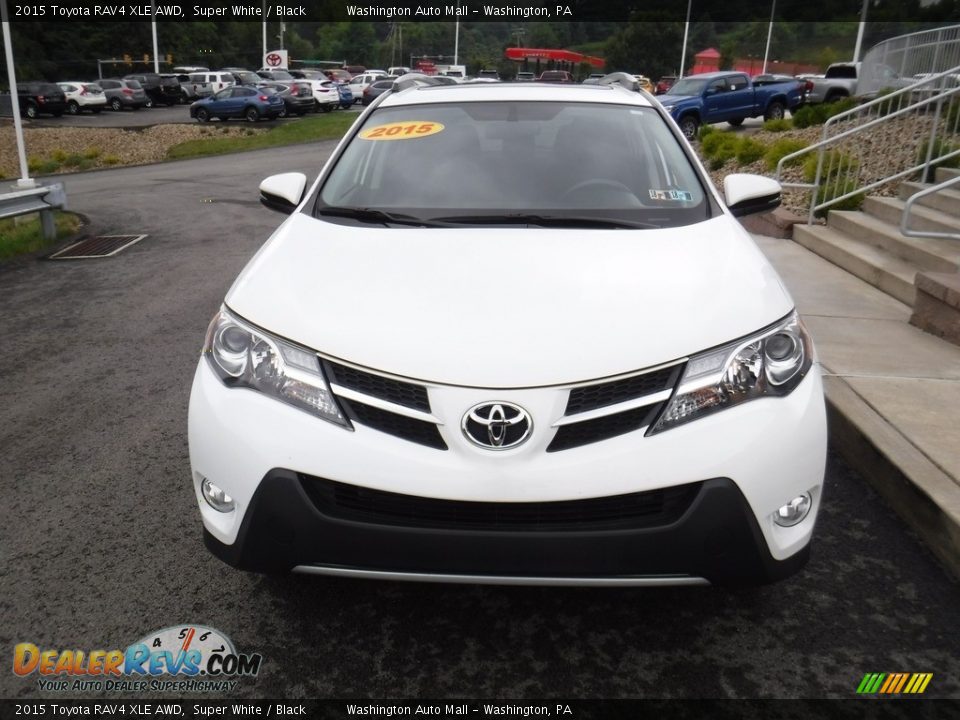 2015 Toyota RAV4 XLE AWD Super White / Black Photo #5