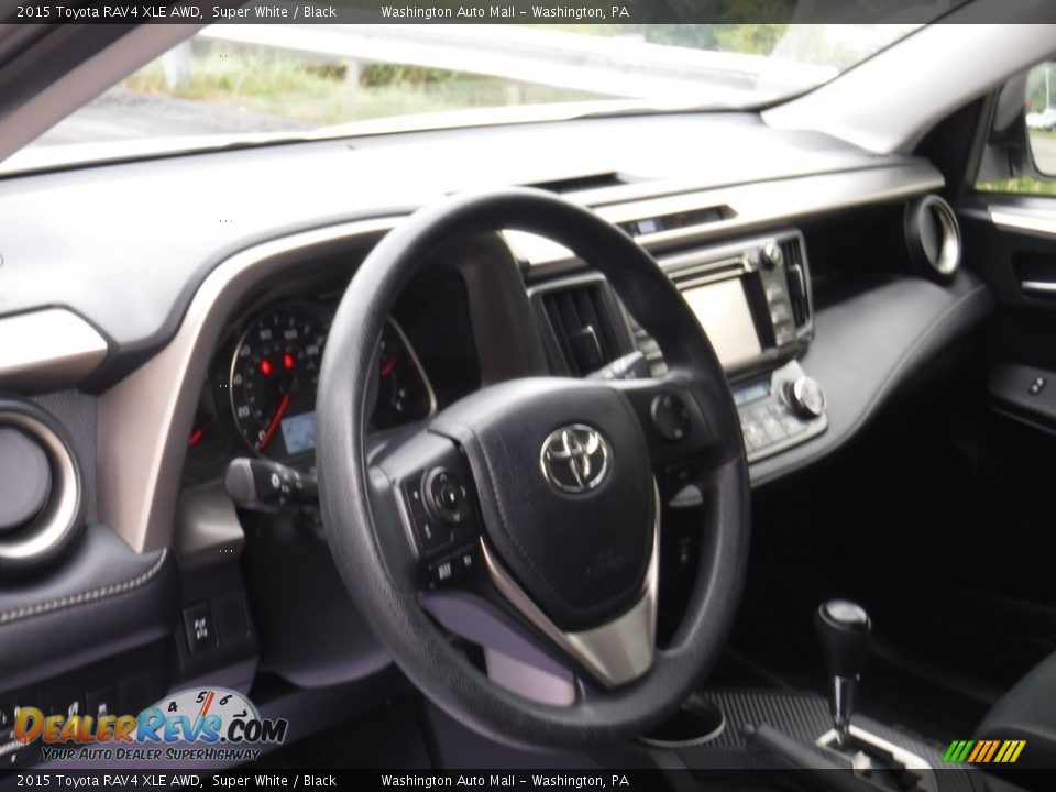 2015 Toyota RAV4 XLE AWD Super White / Black Photo #12