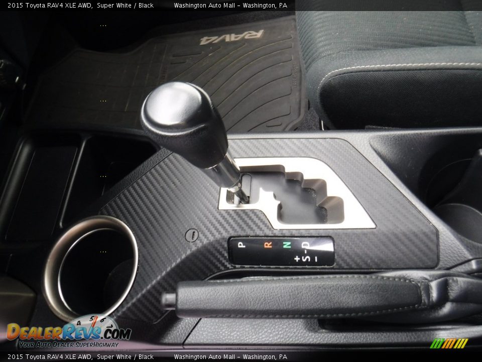2015 Toyota RAV4 XLE AWD Super White / Black Photo #16