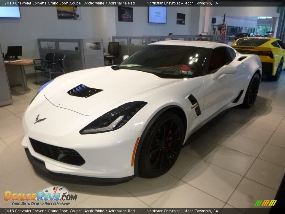 2018 Chevrolet Corvette Grand Sport Coupe Arctic White / Adrenaline Red Photo #1