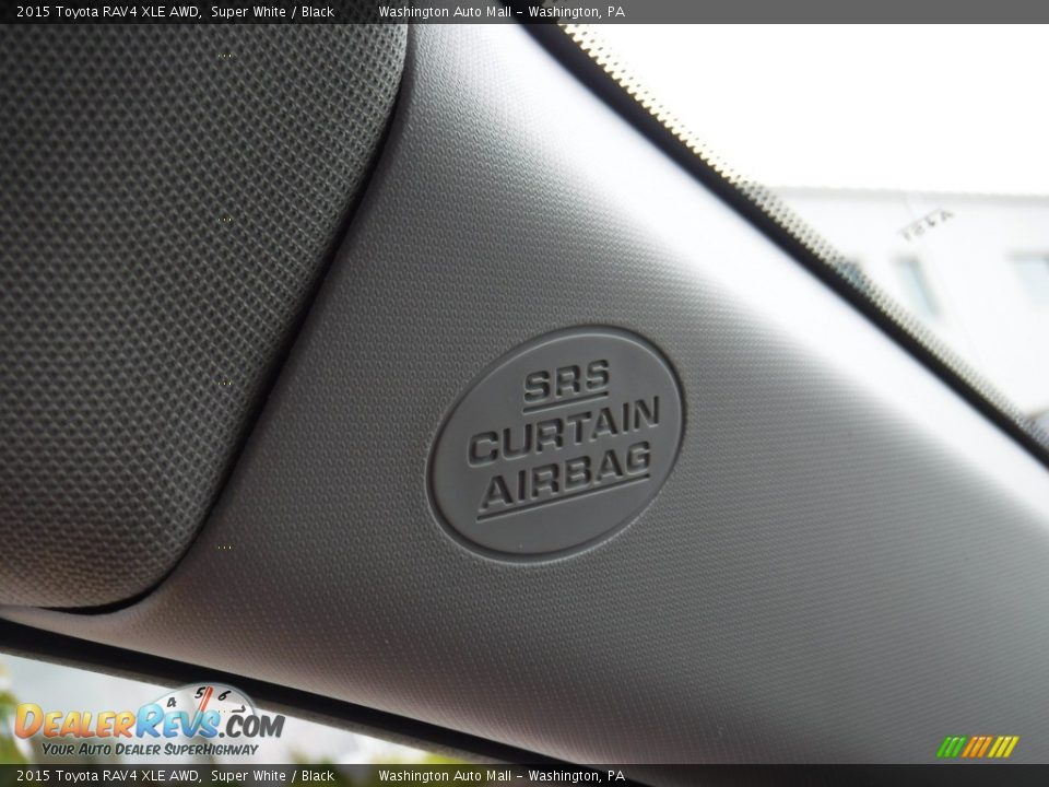 2015 Toyota RAV4 XLE AWD Super White / Black Photo #19