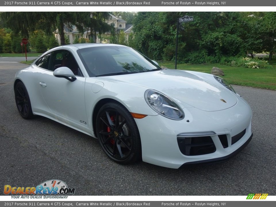 Front 3/4 View of 2017 Porsche 911 Carrera 4 GTS Coupe Photo #8