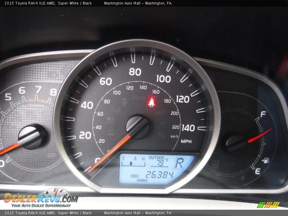 2015 Toyota RAV4 XLE AWD Super White / Black Photo #27