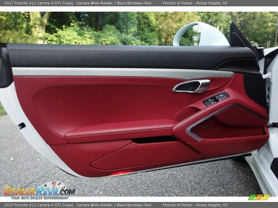 Door Panel of 2017 Porsche 911 Carrera 4 GTS Coupe Photo #11