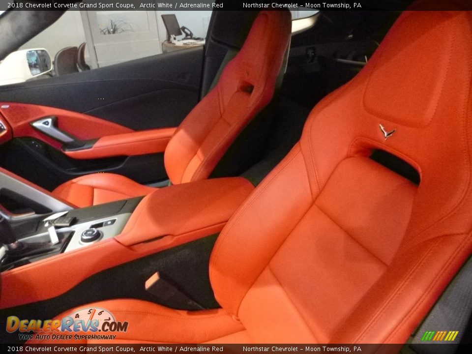 2018 Chevrolet Corvette Grand Sport Coupe Arctic White / Adrenaline Red Photo #15