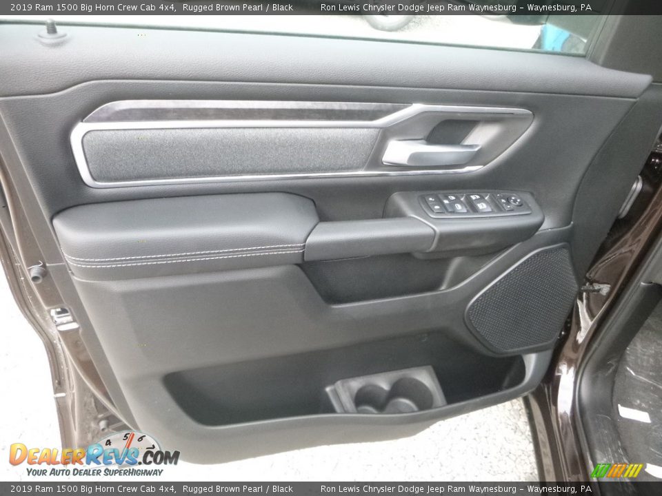 2019 Ram 1500 Big Horn Crew Cab 4x4 Rugged Brown Pearl / Black Photo #14