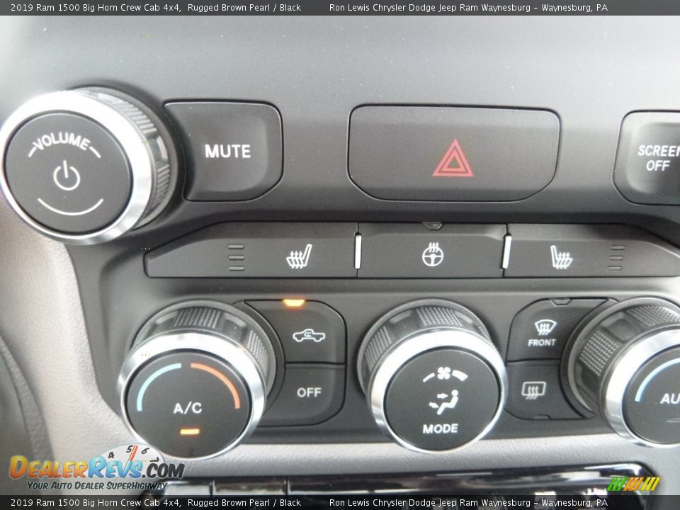 2019 Ram 1500 Big Horn Crew Cab 4x4 Rugged Brown Pearl / Black Photo #19