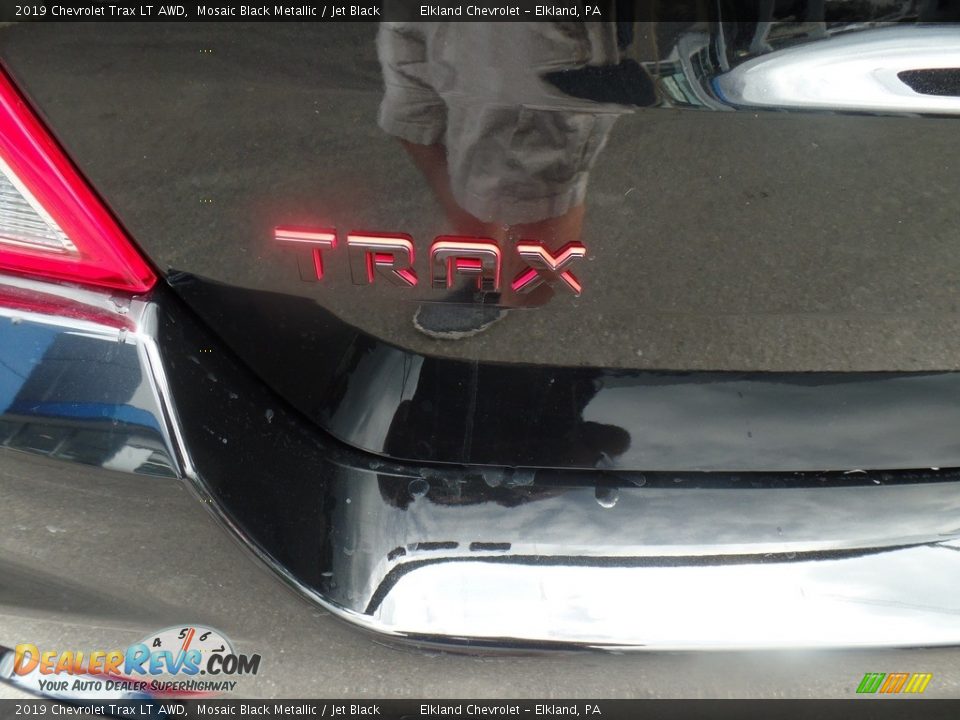 2019 Chevrolet Trax LT AWD Mosaic Black Metallic / Jet Black Photo #11