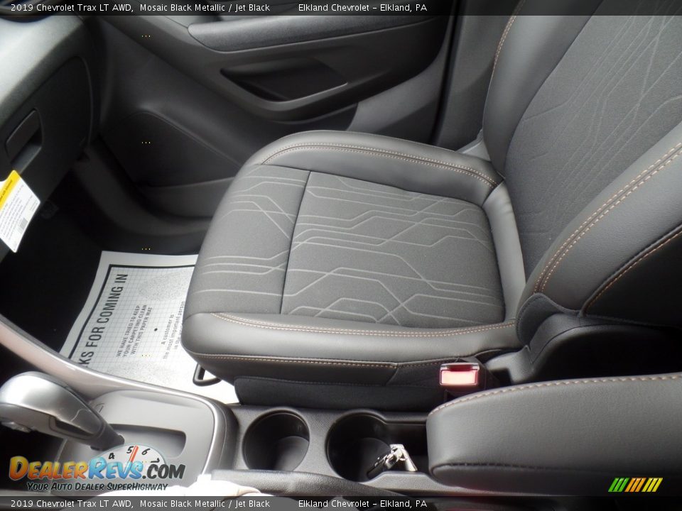 2019 Chevrolet Trax LT AWD Mosaic Black Metallic / Jet Black Photo #33
