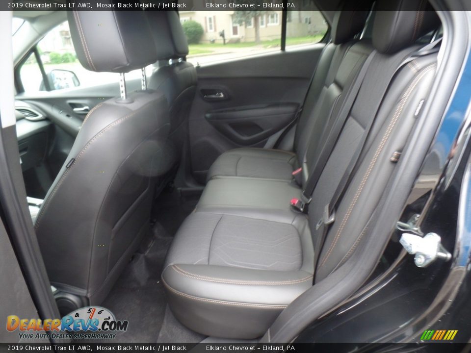 2019 Chevrolet Trax LT AWD Mosaic Black Metallic / Jet Black Photo #35