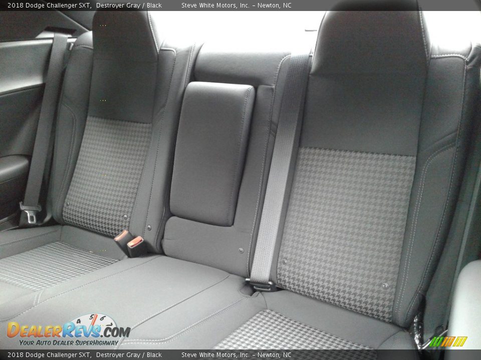 2018 Dodge Challenger SXT Destroyer Gray / Black Photo #11